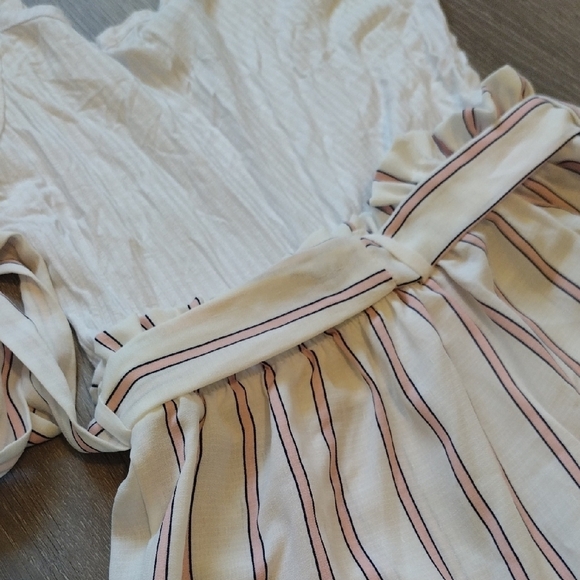 Love Squared High Waist White and Red Shorts - Picture 5 of 9